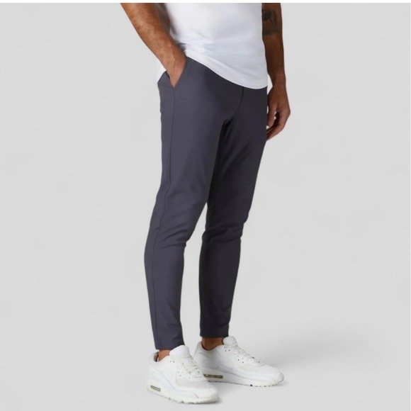CUTS AO Jogger‎ Gray Zip Pockets Athleisure Activewear ElasticWaist Size Small - Picture 1 of 8